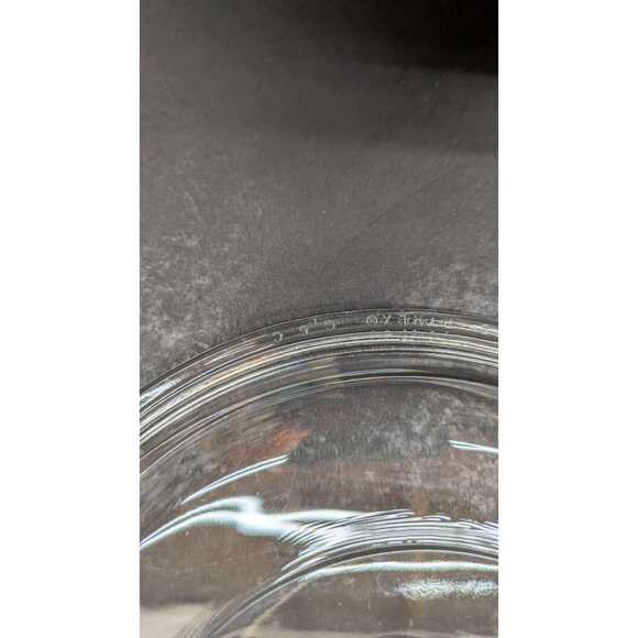 Anchor Hocking Fire King Round 2 Qt. Covered Casserole Dish Glass Vintage - Picture 11 of 16